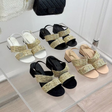 ߶Ʒ|2025¿СLЬŮļ⴩rƤһиЬ