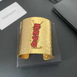 小众欧美跨境简约时尚潮流饰品黄铜镀金字母夸张宽面开口复古手镯