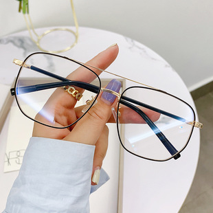 Retro metal glasses, optics