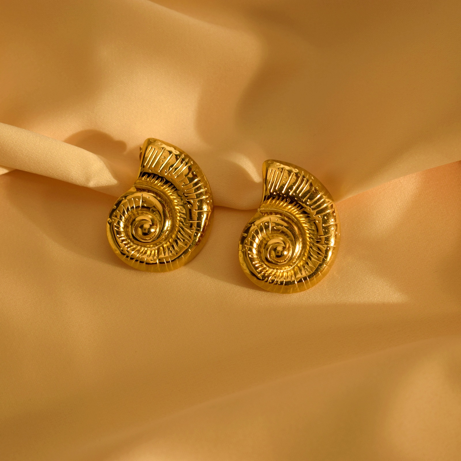 1 Pair Quantity 1 Pair Marine Style Commute Conch Plating 304 Stainless Steel Ear Studs