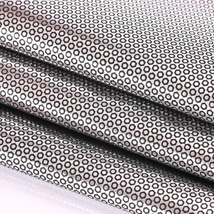 Customized 300t Pongee, Hot Stamping and Silver Lining, Cotton down Jacket, Self-Thermal Storage and Thermal Insulation Lining, Pongee