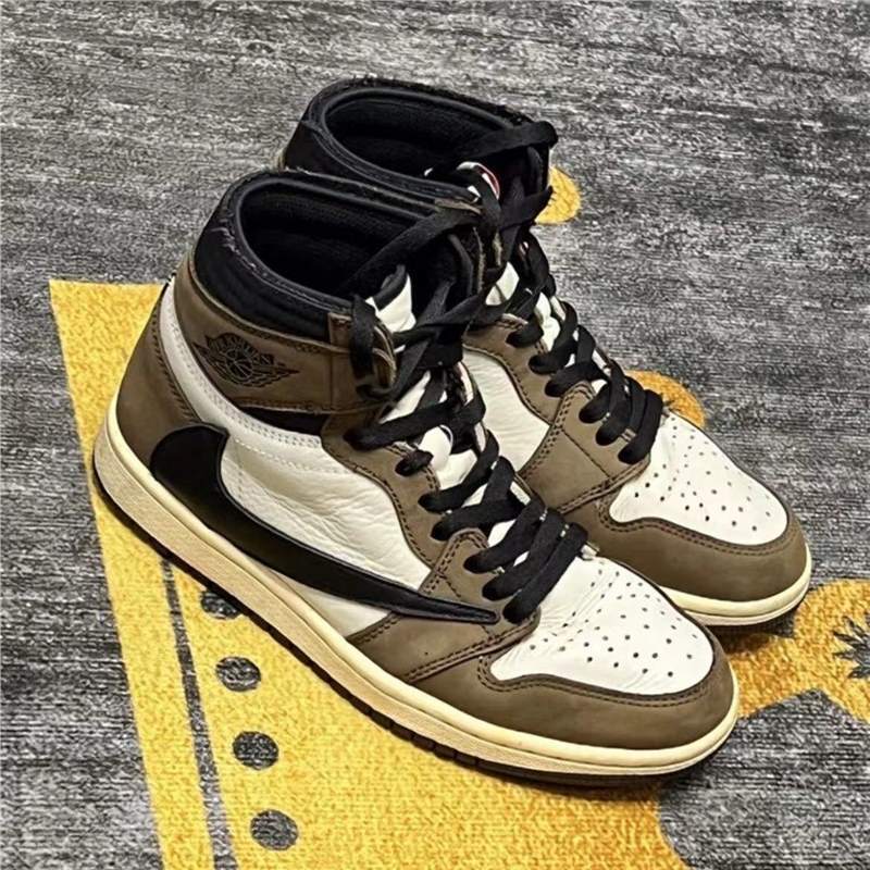 Aj1 Deep Brown Reverse Hook Collaboration Retro High-Top Casual Basketball Shoes for Men and Women Aj1 Reverse Hook Shoes Aj1 Deep Brown Reverse Hook Collaboration Retro High-Top Casual Basketball Shoes for Men and Women Aj1 Reverse Hook Shoes