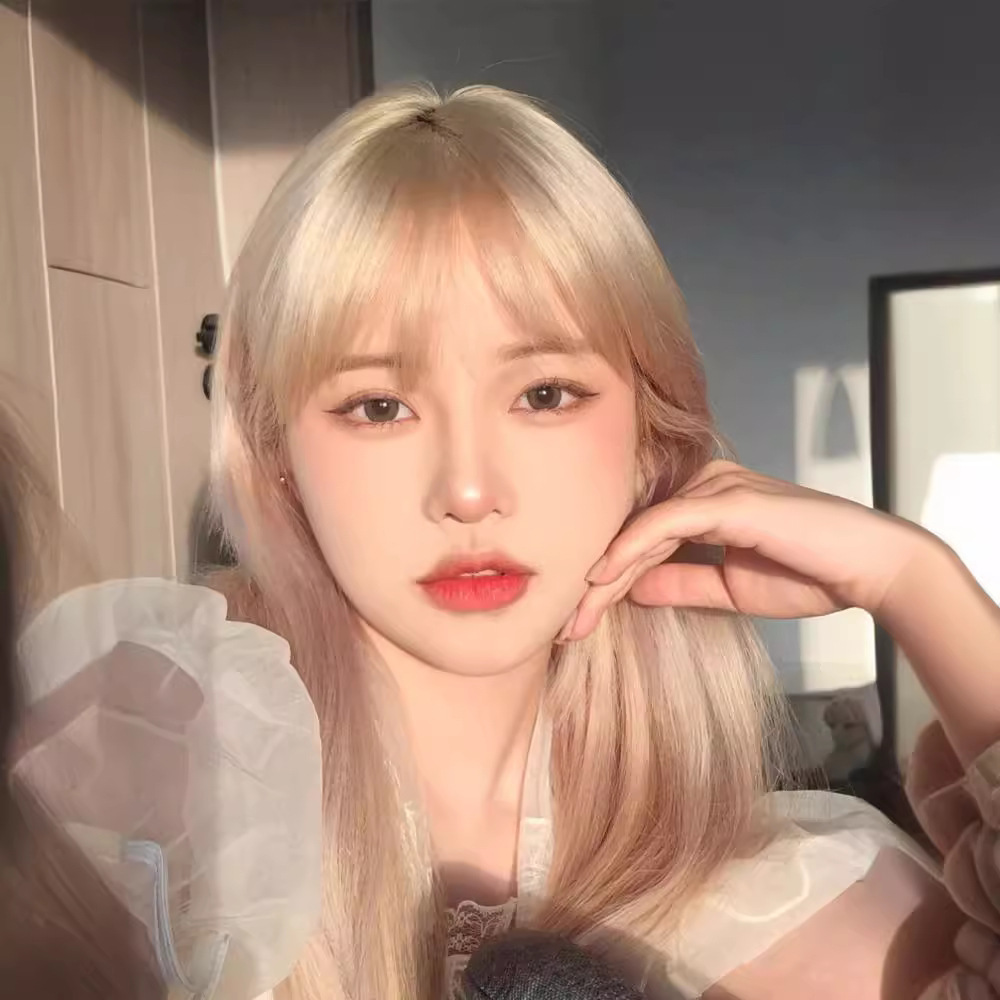 Pelucca de animación grupo de mujeres ancla pelucca larga pelo recto Qi Liuhai pelucca larga cabeza completa pelucca dorada