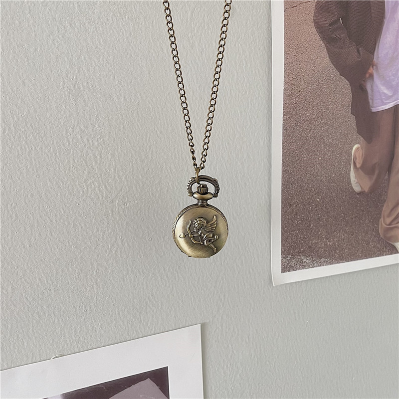 Small Student Creative Pocket Watch Men's Retro Flip Mini Simple Necklace Watch Antique Style Cute Children's Ladies Pendant