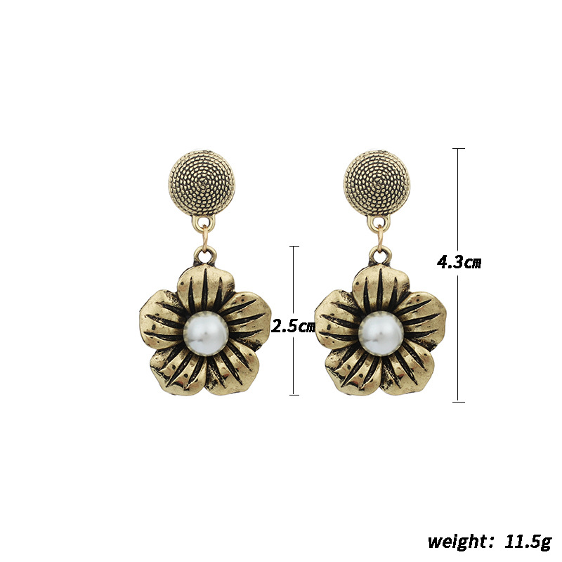 12g Weight Earrings Classification Wedding, Travel Occasion Flower Pattern Women'S Gender Vintage Style Style Retro Geometric Flower Pearl Earrings 无