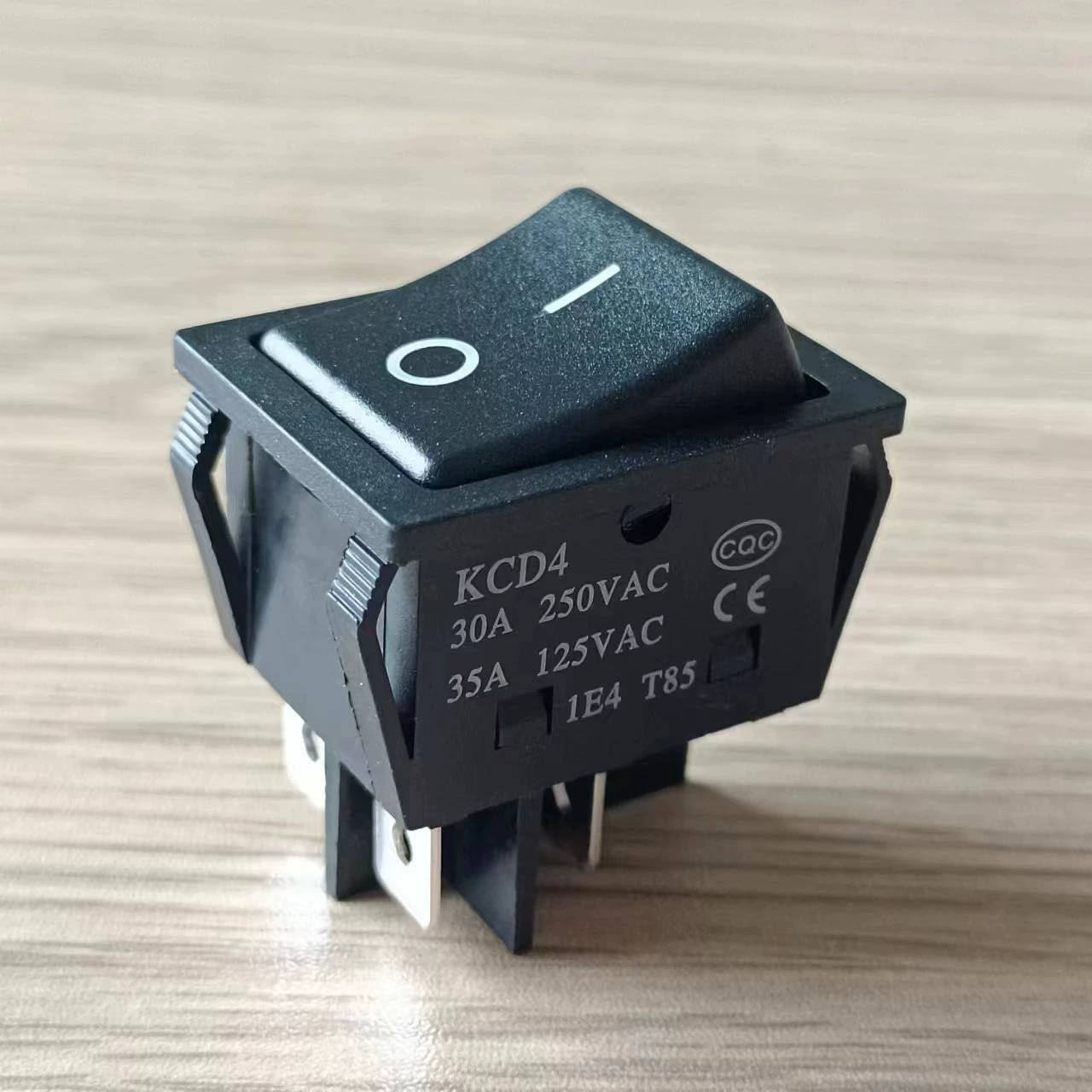 Переключатель-рокер ZTDA 30A с высоким током KCD4 - 4 контакта, 2 скорости для электросварочных аппаратов