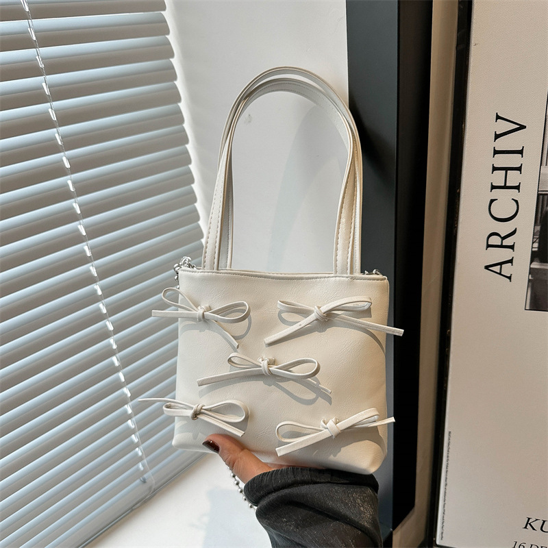 Bolso de estilo de ballet de alta cara, verano 2024, nuevo estilo de moda, bolso de cadena, bolso de ballet, bolso de cubo de agua super caliente