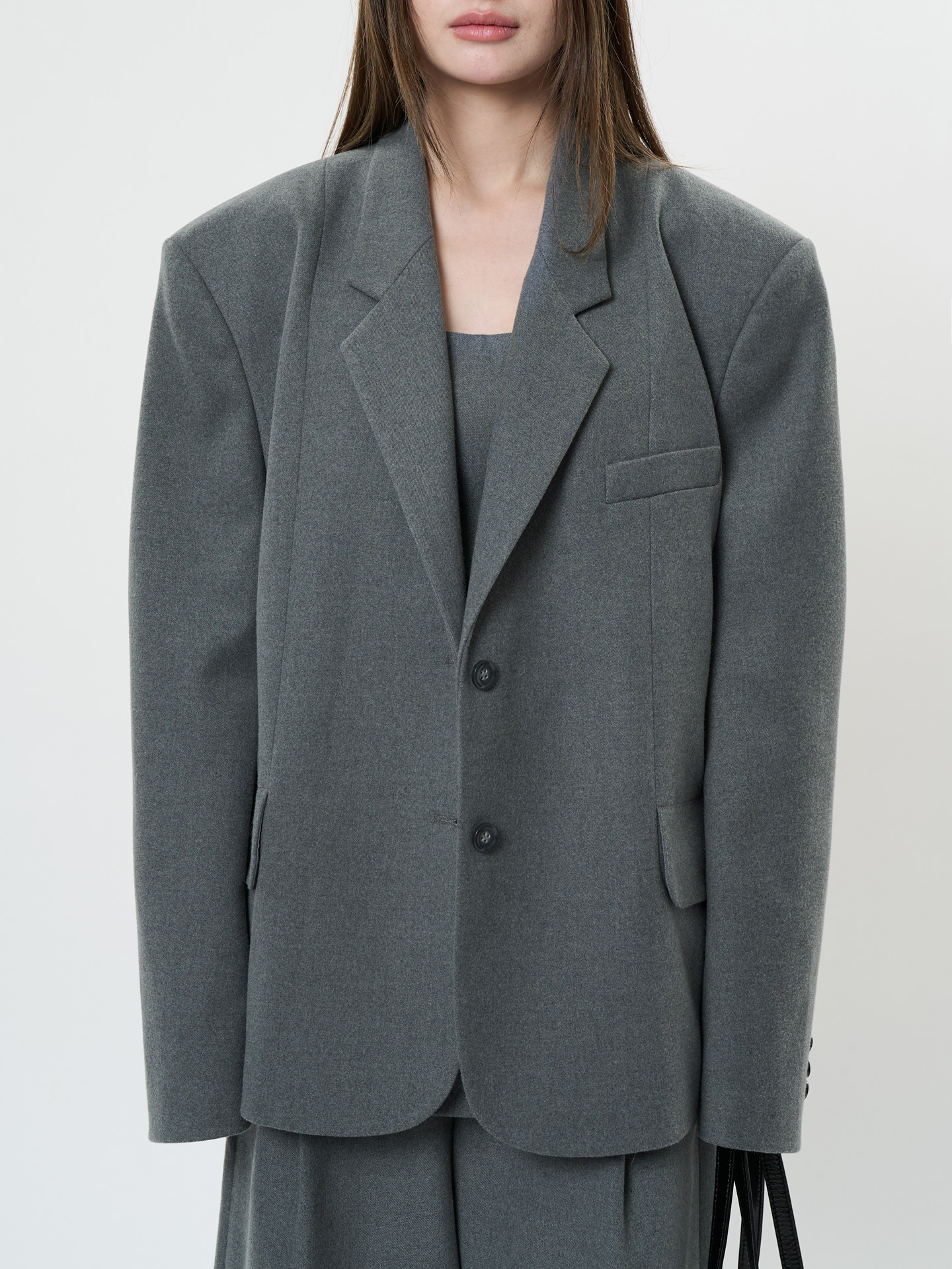 Women's Oversized Wide Shoulder Blazer For Casual Smart Styling_voghion.com