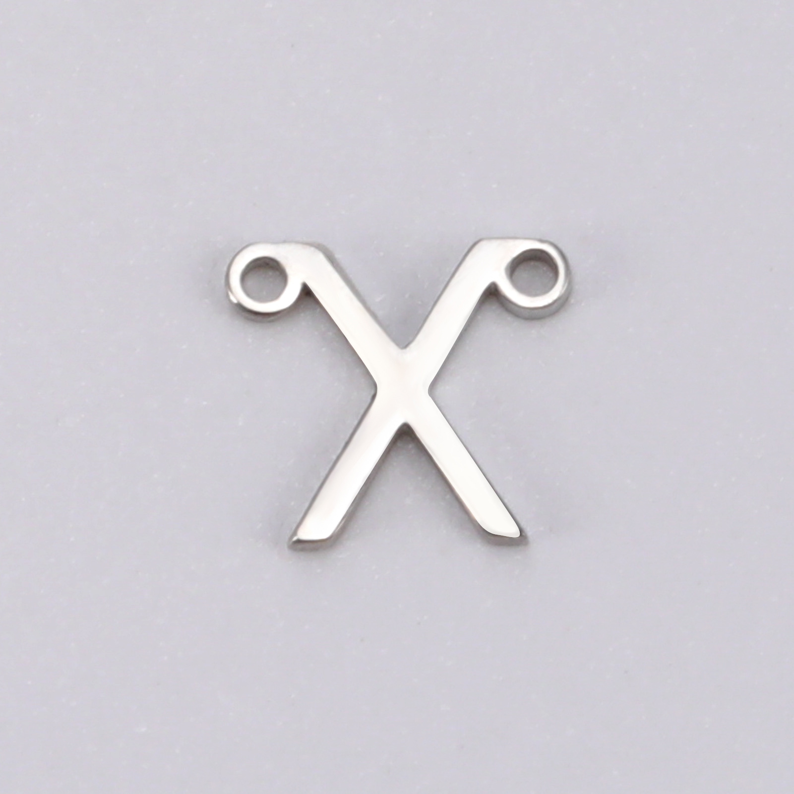 304 Stainless Steel Material 1 Piece 6.4*7.9MM 304 Stainless Steel Letter Pendant