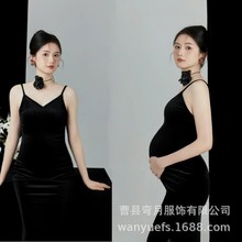 新款影楼孕妇拍照服装黑色修身丝绒吊带连衣裙唯美妈咪艺术照写真