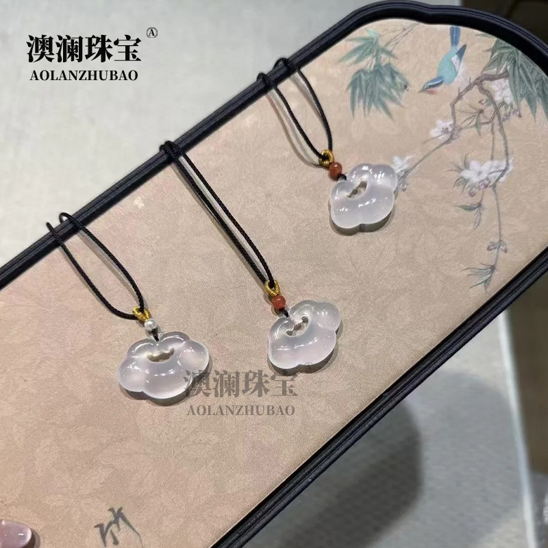 天然冰种白玉髓双面加厚款如意锁吊坠 DIY白冰玛瑙玉髓祥云扣挂件