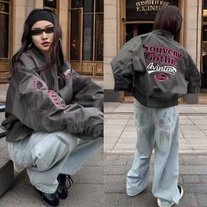 欧货春秋季新款时尚刺绣字母弯刀袖棒球服夹克外套女大码显瘦潮流