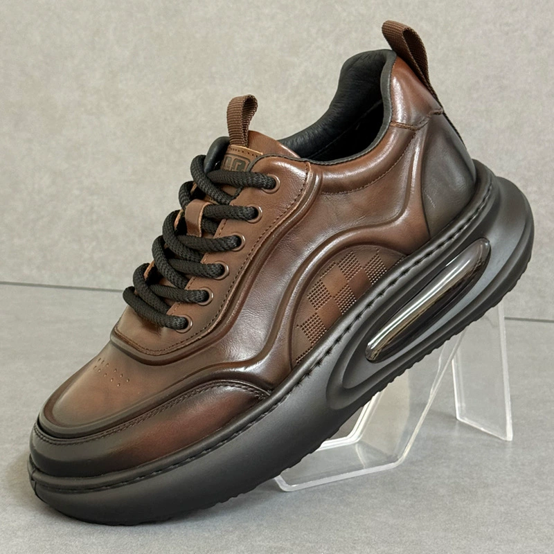 Повседневная мужская кожаная обувь на осень, новая британская универсальная мужская обувь из натуральной кожи на толстой подошве, удобная черная модная обувь для папы на воздушной подушке