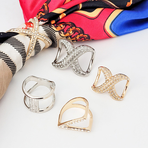 Cross-hollow sweet pearl coat buttons, crystal shawl buttons, best-selling Korean silk scarf buttons, creative and fashionable