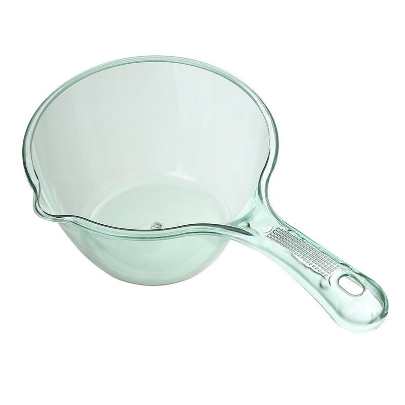 Cuchara de agua para el hogar de plástico cuchara de agua transparente resistente a las gotas cuchara de agua para el baño del bebé cuchara de agua cuchara de cocina engrosada