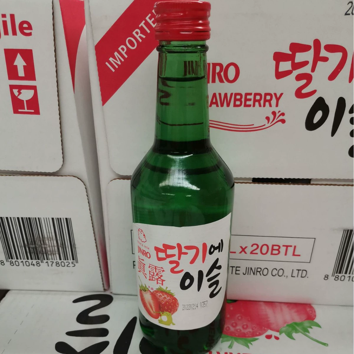 Соджу (Jinro) 360 мл ×20 бутылок, assorted fruit flavors — strawberry, grapefruit, grape, peach, plum