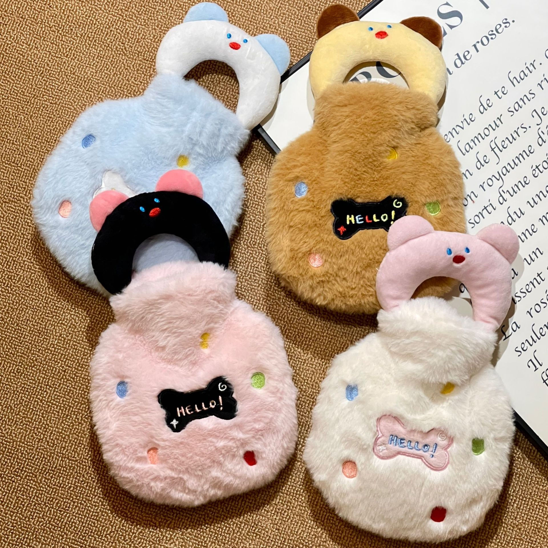 2025 nuevo punto de onda bolsa de agua caliente bolsa de agua caliente estudiantes lindas niñas de peluche de invierno abdomen caliente inyección de agua calentador mano