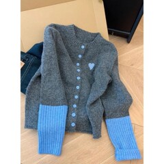 ハイエンドで非常に見栄えの良いコントラストカラーのニットカーディガンジャケット、女性用冬用ソフトでワックスのようなユニークなセータートレンディなファクトリーストア卸売女性用