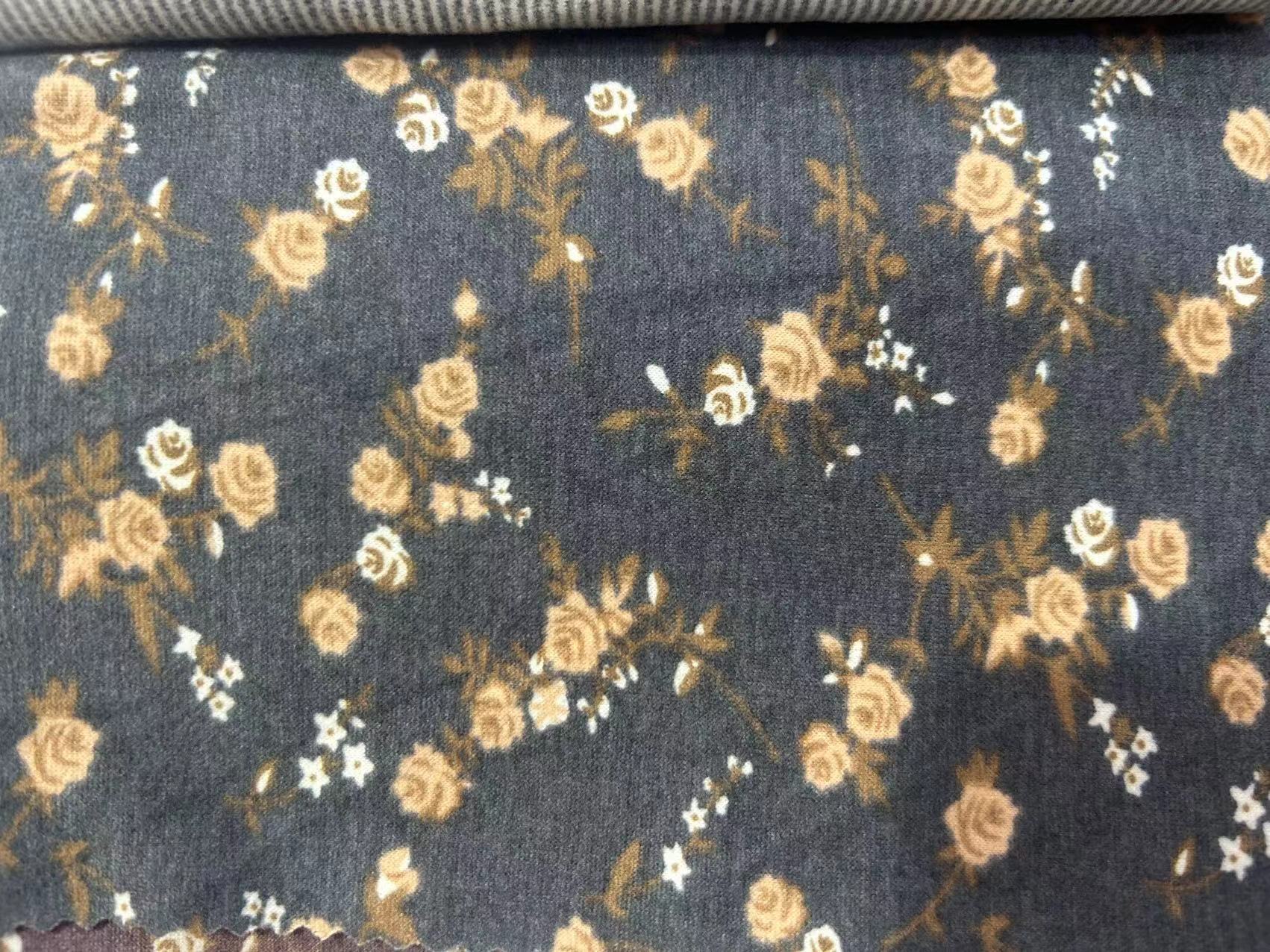 En stock de terciopelo de tela impresa suave piel-friendly de cuatro lados estiramiento largo Johns ropa para el hogar bebé ropa interior térmica tela