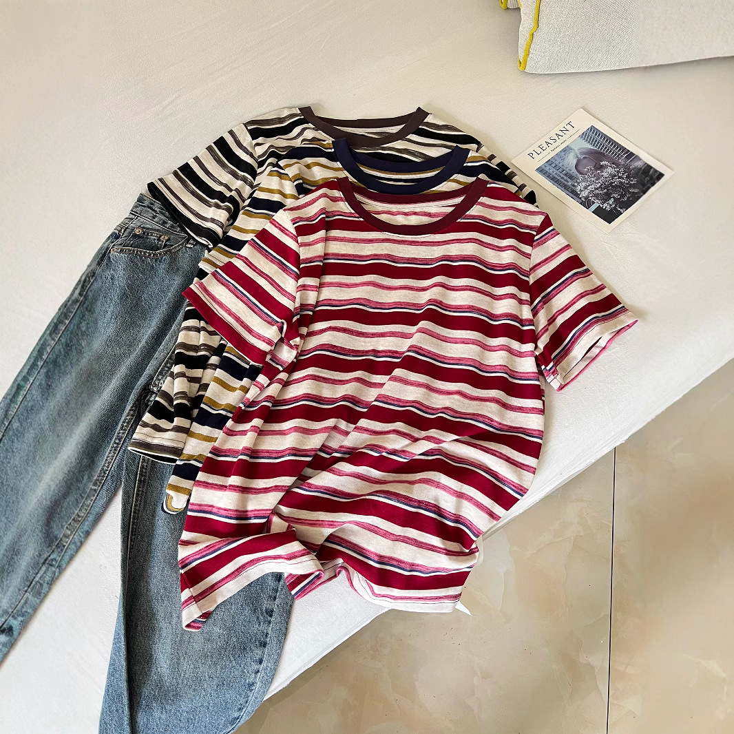温柔显白撞色条纹短袖T恤女夏季敲减龄宽松圆领显瘦休闲百搭上衣