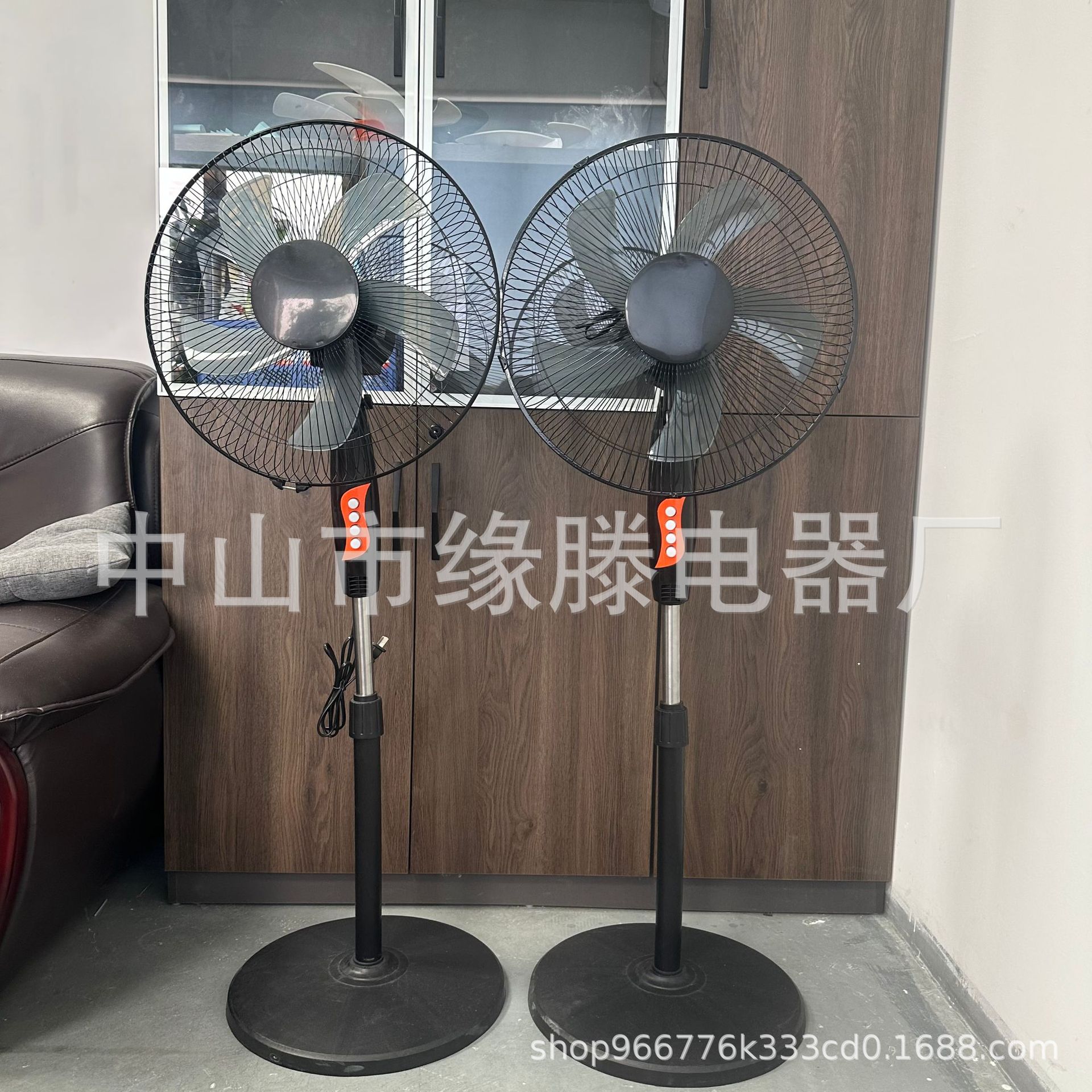 Fabricante Zhongshan precio especial transfronterizo ventilador de 16 pulgadas silencioso ventilador de piso vertical ventilador al por mayor 110V220V hacer