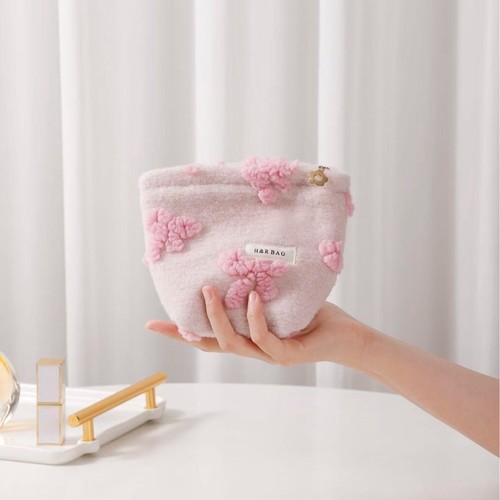 New in’s Sweet Girl Pink Plush Bow Makeup Bag Portable Skin Care Product Storage Bag Clutch