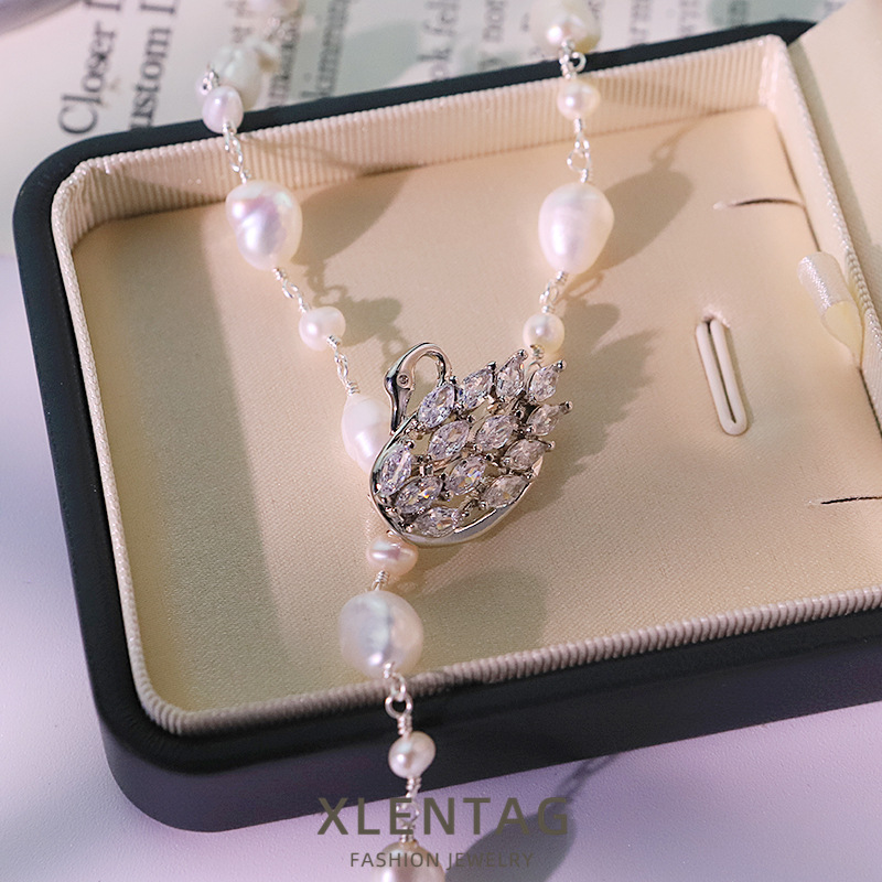Perla natural de cristal de diamante collar de suéter collar de lujo ligero hecho a mano de mujeres estilo de alta calidad collar de collar versátil
