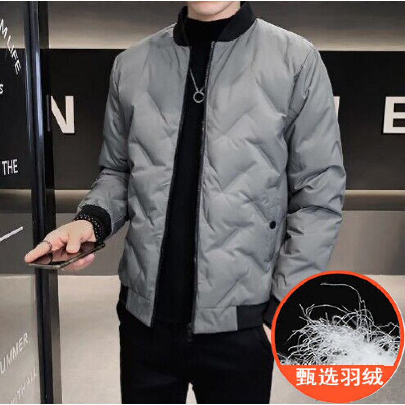 Chaqueta de pluma para hombres 2023 invierno nuevo corto ligero de cuello vertical suelto chaqueta de abrigo de moda de abrigo de abrigo de moda para hombres