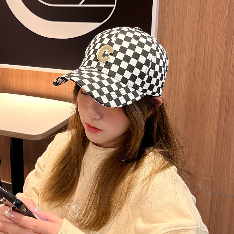 2022 spring new hat women plaid baseball cap letter cap outdoor travel sun visor