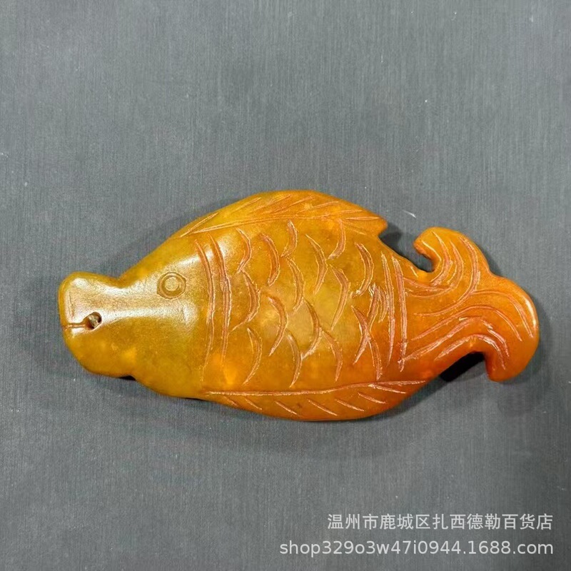 古遊び雑は古に似せて古い山の玉の彫刻の工芸品の小さい置物のメーカーの卸売りのペンダントのハンドルの露店をします。|undefined