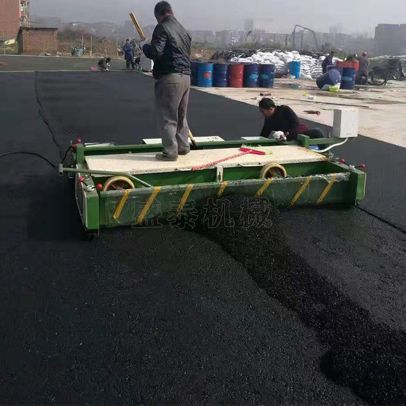 1.5米塑胶摊铺机 操场塑胶跑道摊铺设备小型树胶跑道摊铺机