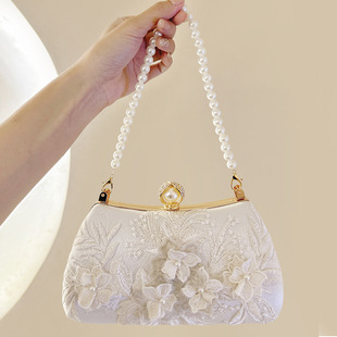 Cross-border Light Luxury Evening Bag Chinese Style Hanfu Chinese Vintage Embroidered Cheongsam Dress Chain Fairy Factory Direct Sale