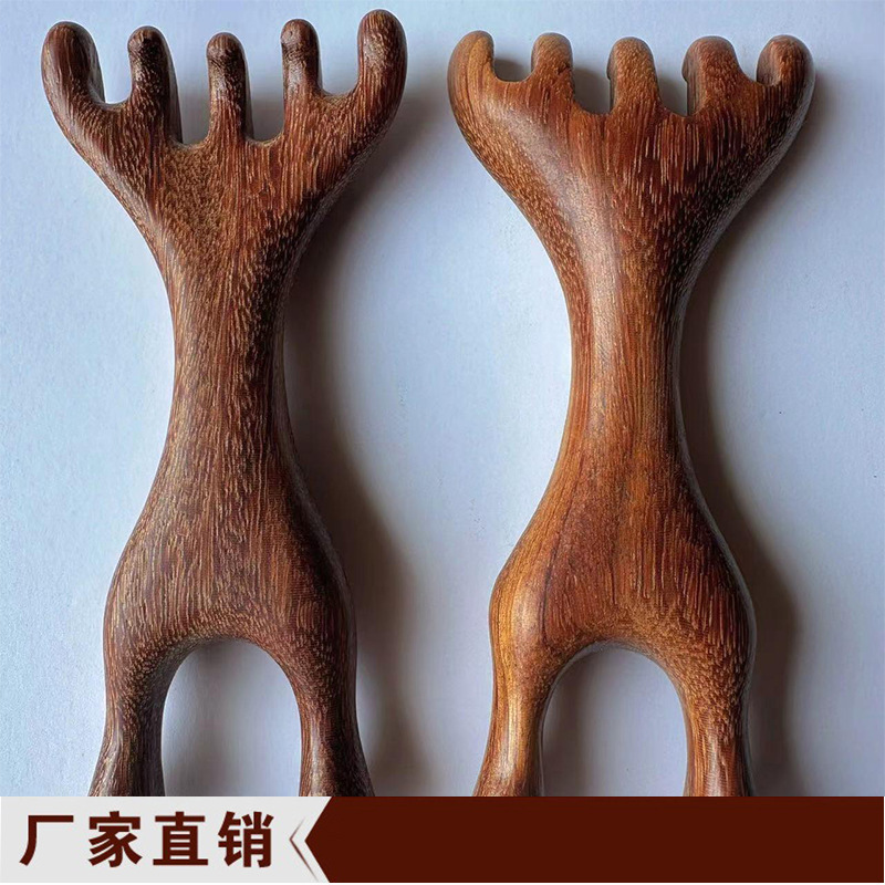 鹿の角の頭部のマッサージは櫛の頭を緩めて治療します。|undefined