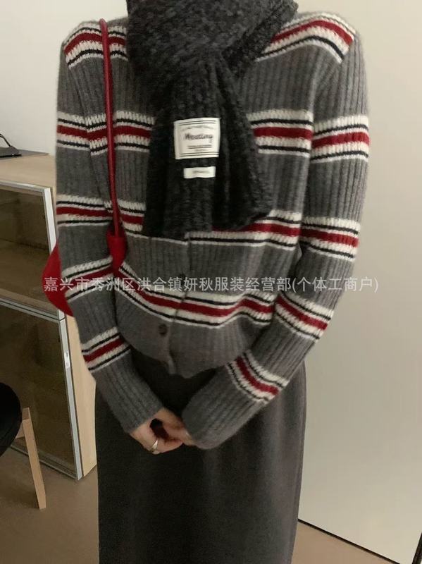 欧货时尚撞色圆领条纹毛衣开衫女秋冬宽松百搭小众设计感针织上衣|undefined