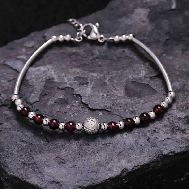 New Crystal Bracelet for Women Korean Style Red Garnet Jewelry Elegant Round Beads Niche Design Jewelry Gift New Crystal Bracelet for Women Korean Style Red Garnet Jewelry Elegant Round Beads Niche Design Jewelry Gift