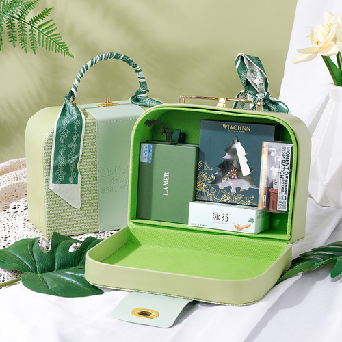 New Metal Handbag Wedding Favors Box, Bridal Gift Box, Happy Wedding Candy Box, Dragon Boat Festival Gift Packaging Box, Wholesale