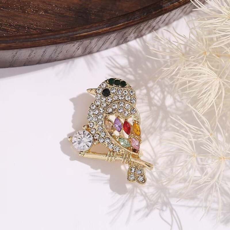 Magpie Bird Brooch Japanese Style Cute Anti-Exposure High-End Personalized Suit Colorful Pin Brooch Accessory Collar Accessory Magpie Bird Brooch Japanese Style Cute Anti-Exposure High-End Personalized Suit Colorful Pin Brooch Accessory Collar Accessory