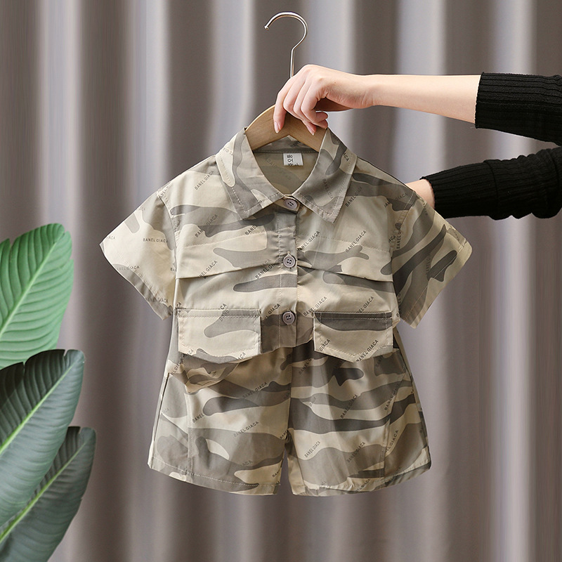 7179 Traje de camuflaje para niños 2025 nueva ropa de verano para niños, camisa de manga corta de moda fresca de verano de dos piezas