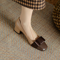 強推款！2024蝴蝶結軟麵皮方頭拼色通勤四季淺口粗中跟單鞋女大碼