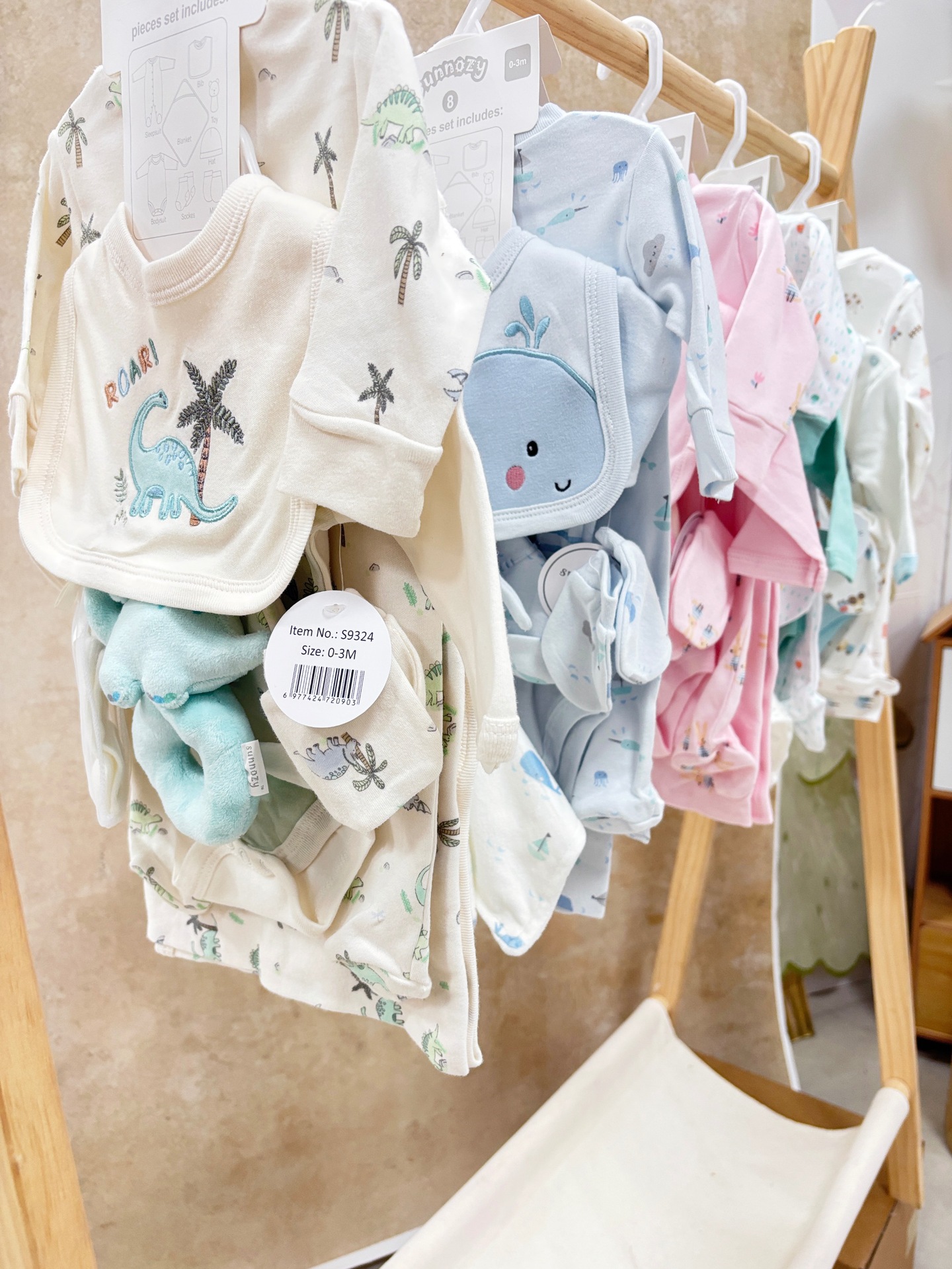 Algodón transfronterizo para bebés y niños pequeños 8 piezas de ropa de escalada unida 0 - 1 años de edad nuevo bebé conjunto de ropa infantil multi-pieza