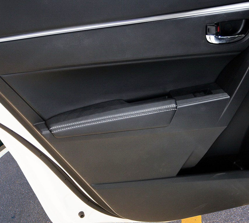 14-18 Lei Ling New Corolla Door Panel Bag Leather Cover Double-hold Door Armrest Wrapping Leather Armrest Leather Cover Renovation
