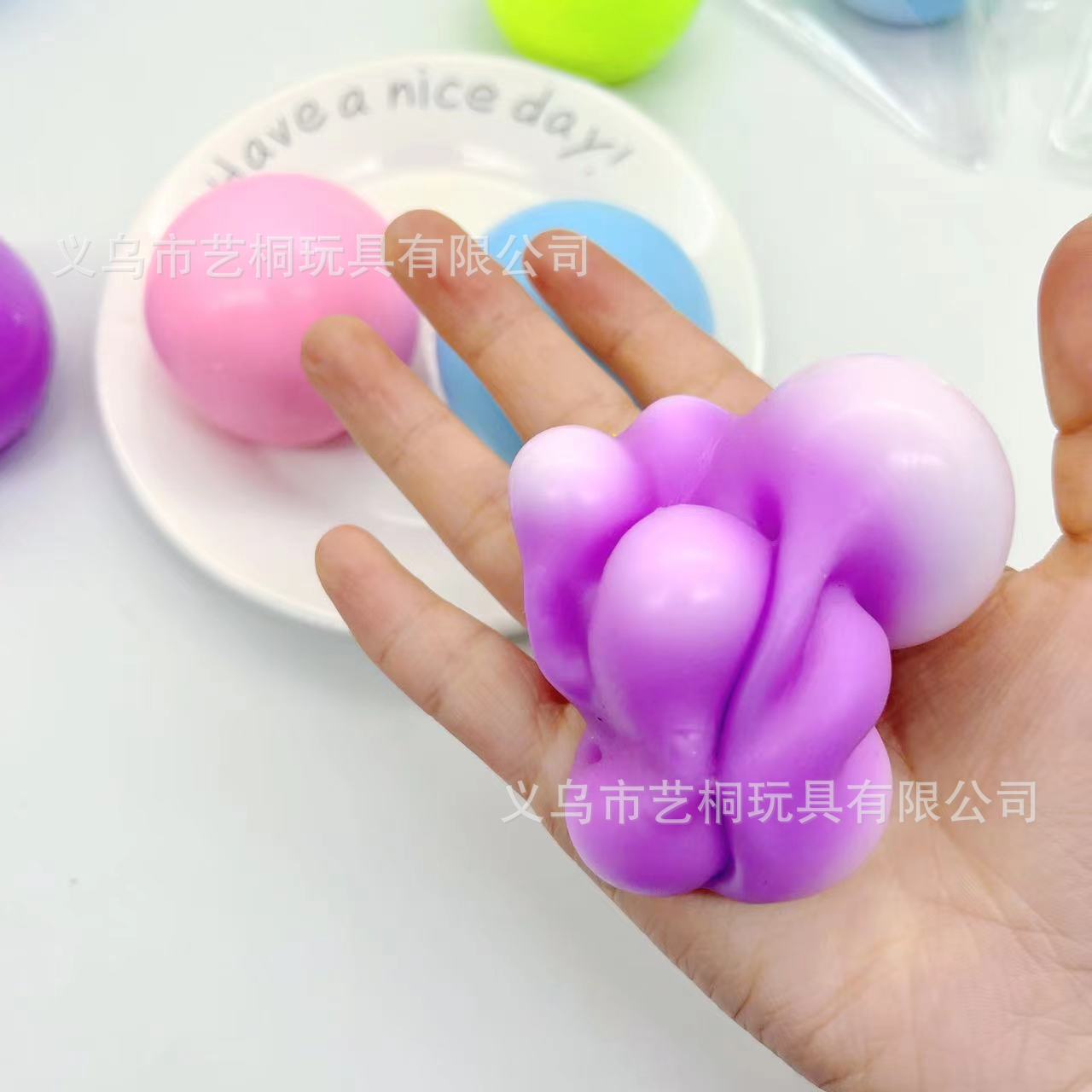 Xiaohongshu same super soft Super fluid puff Hami melon Dafu pinch plastic egg yolk crisp vent pinch play