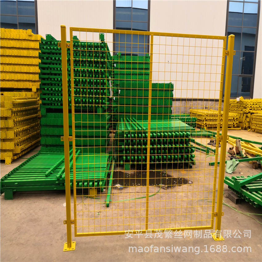 现货设备防护围栏网车间围挡隔离栅 厂区仓库隔段可移动护栏网