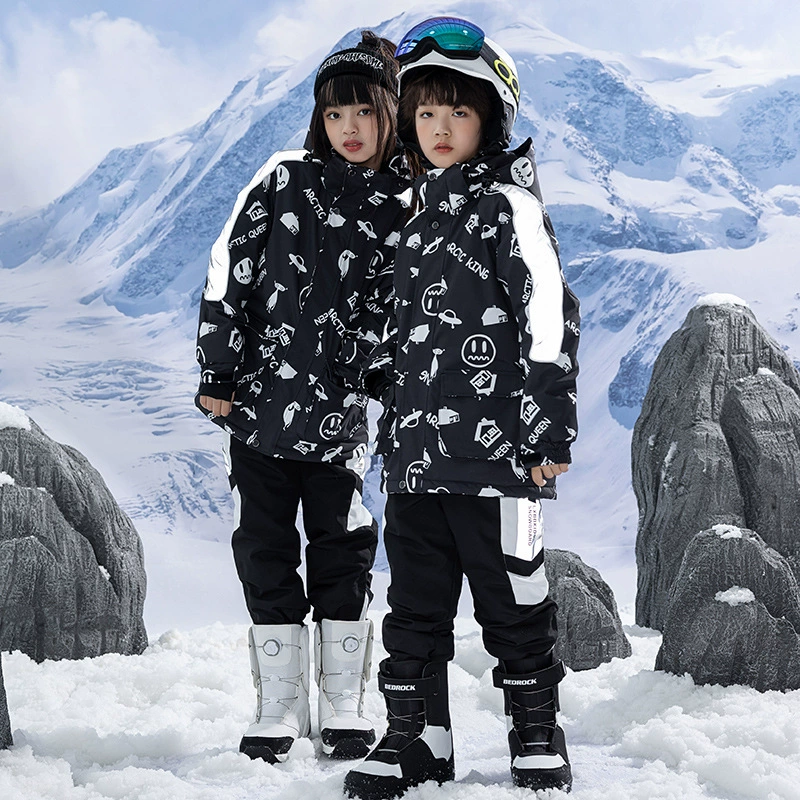 Children's ski ski suit, winter travel windproof set for boys, water repellent keep warm overall, increased thickness