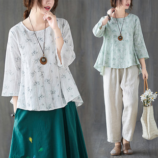 Actual Shot of 2025 Summer New Style Literary Large Size Small Fresh Three-Quarter Sleeve Shirt Jacquard Printed Round Neck Top for Women