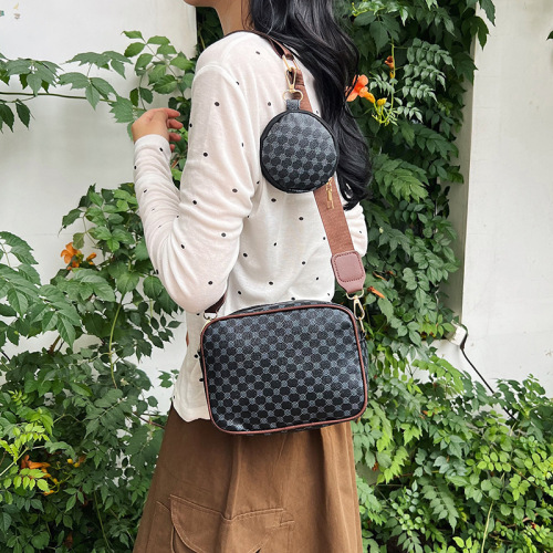 Shoulder bag retro parent-child small square bag simple wide strap crossbody bag texture women's bag dropshipping