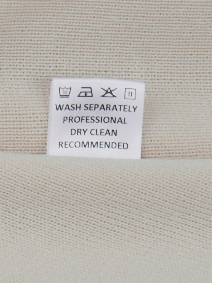 Đầm ngắn dáng chữ A cổ V sâu cài khuy một hàng, tay ngắn dệt kim, eo cao tôn dáng — 100% viscose, Có sẵn đủ màu, đủ size, trọng lượng: 290g, Màu be, Màu kaki chi tiết 23