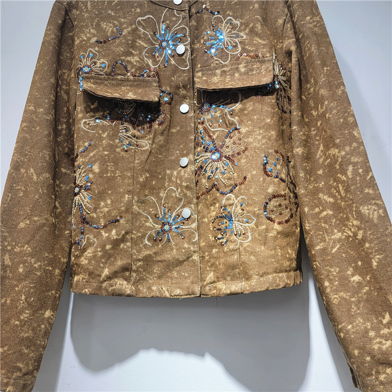 2026 primavera y otoño nuevo diseño de cuentas bordadas de industria pesada se siente lujoso cuello de lujo chaqueta denim de manga larga