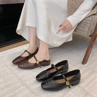 ��ʽ�͹Ŵָ�������ŮЬ2026���¿��ܛ��СƤЬ�ٴ����m��ЬŮ