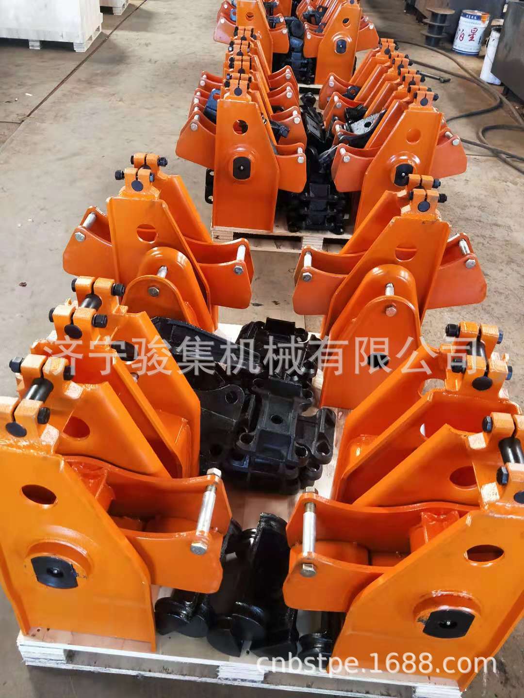 Semi-Trailer Axle Bpw German Style 13-Ton Axle Various Specifications Can Be Customized Liangshan Semi-Trailer Manufacturer